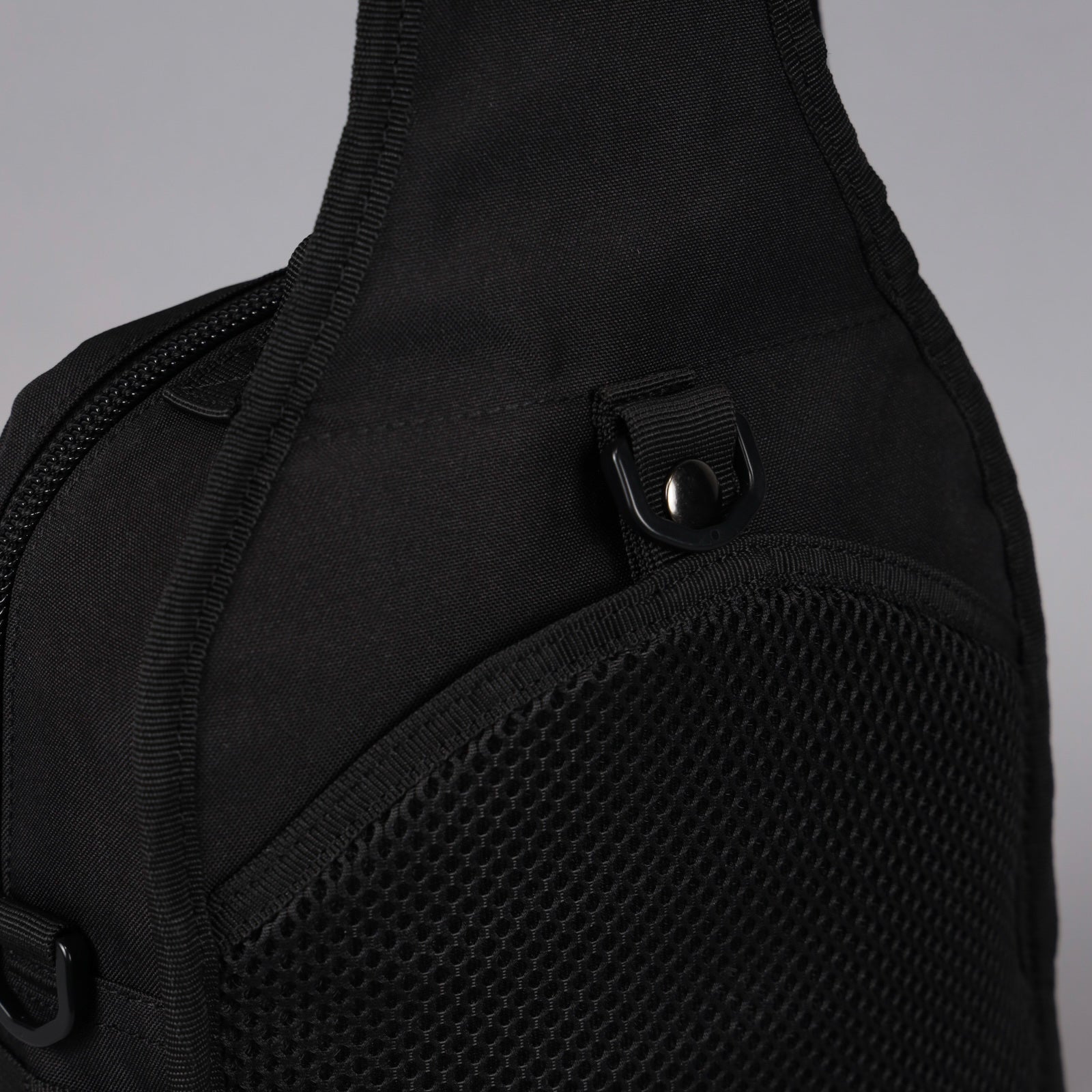 9L Tactical Sling Bag Alpha Black