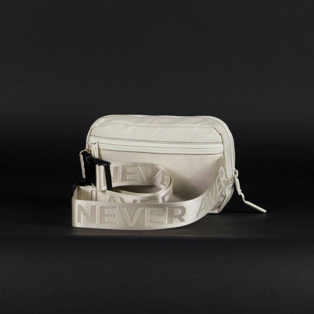 1.5L Crossbody Pack Vanilla