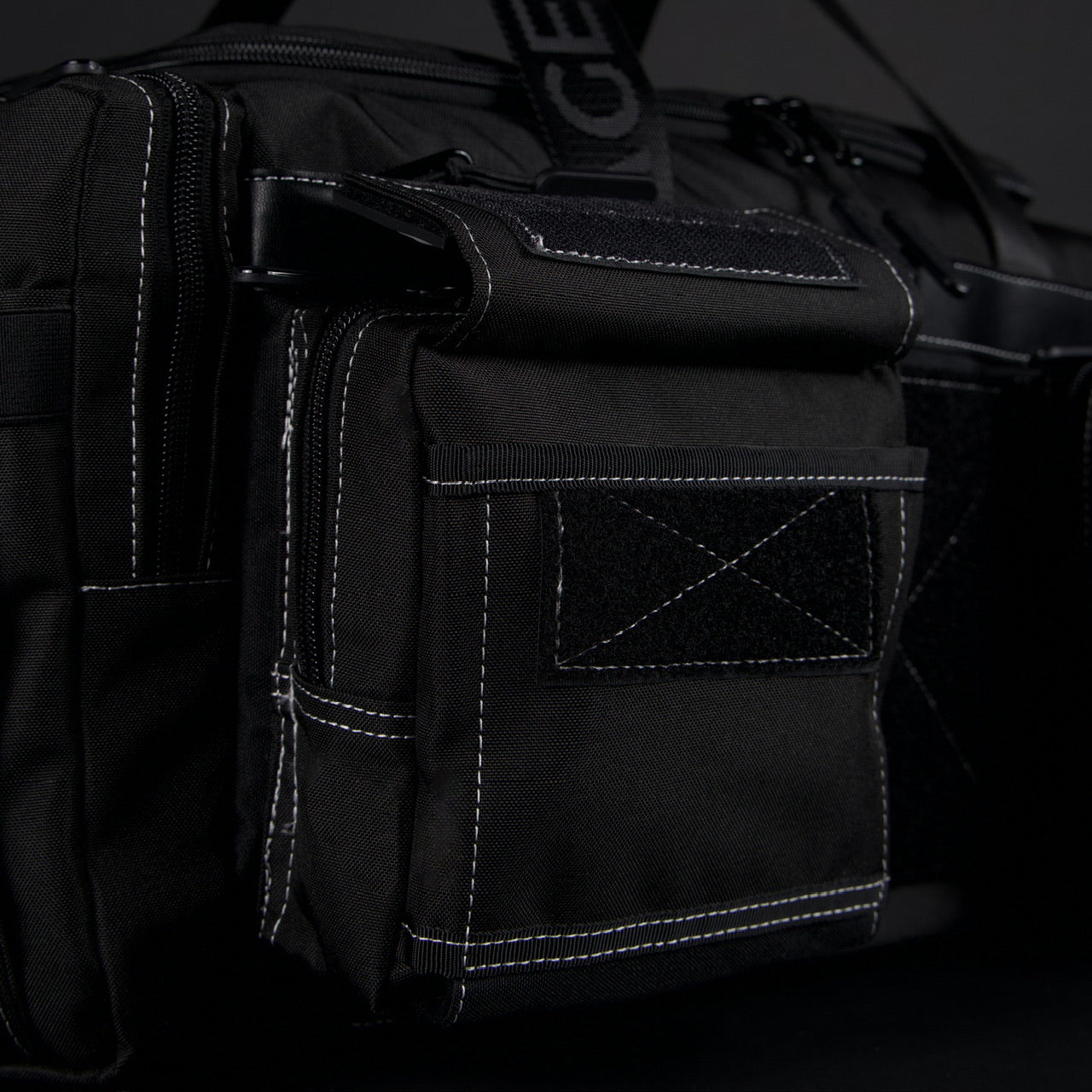 30L Perfect Duffle Bag Black Phantom