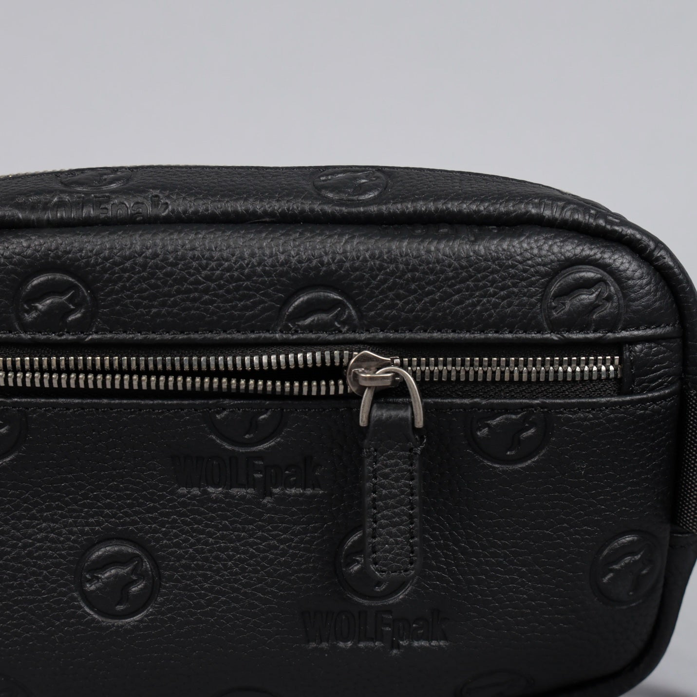 Crossbody Pack Black Luxury Leather
