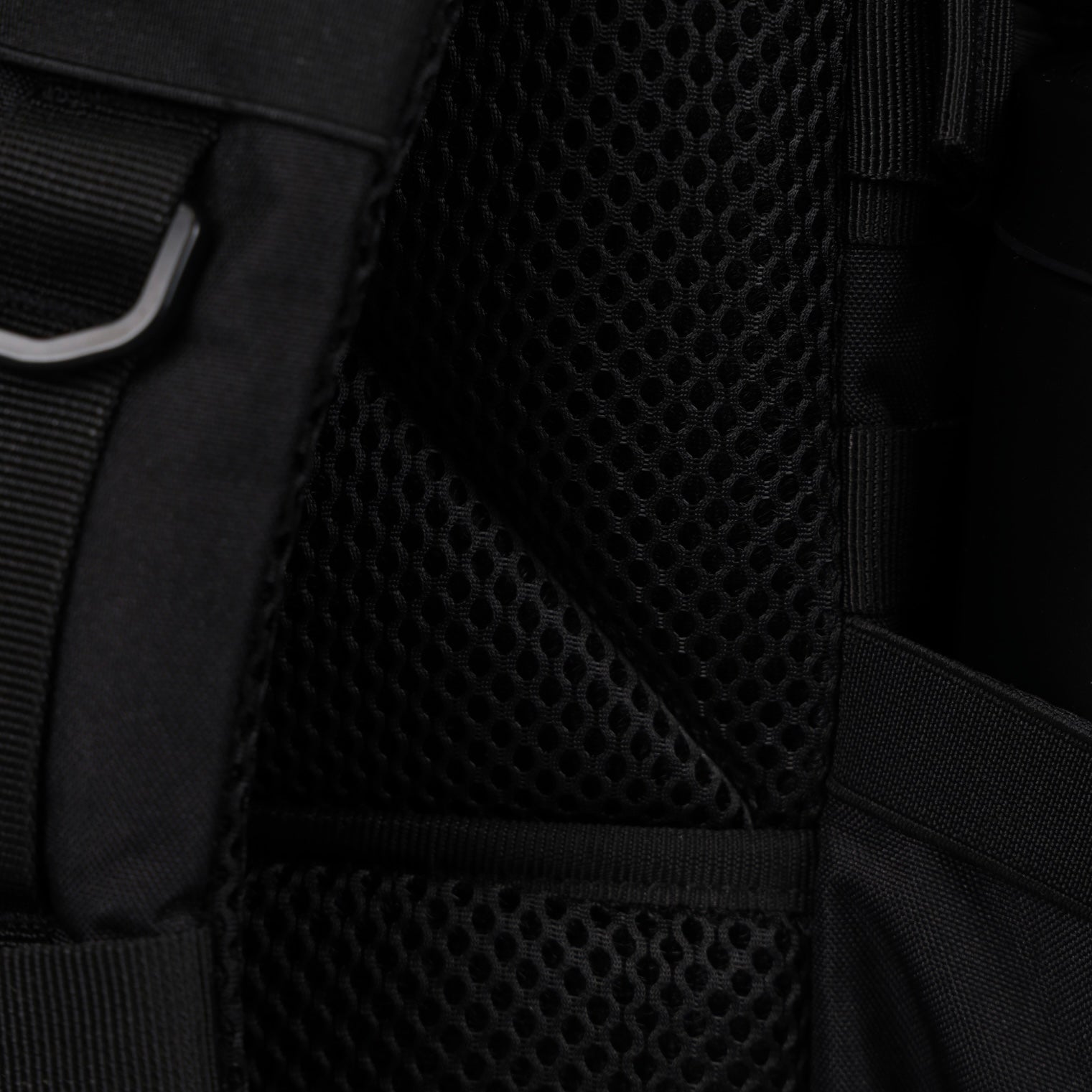 35L Backpack Nightshade