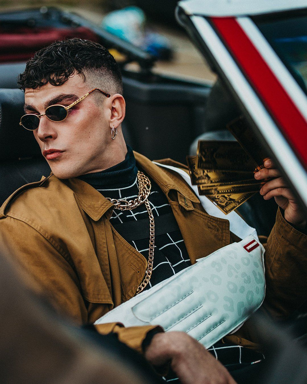 THE WINGS TO THE FUTURE CROSSWING