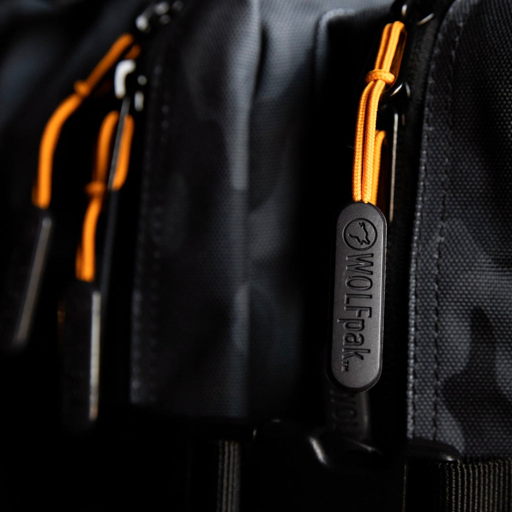 35L Backpack Black Camo Orange