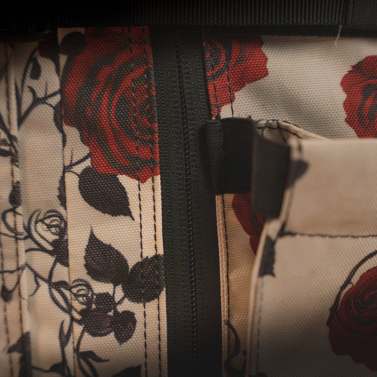 35L Backpack Deadly Bloom