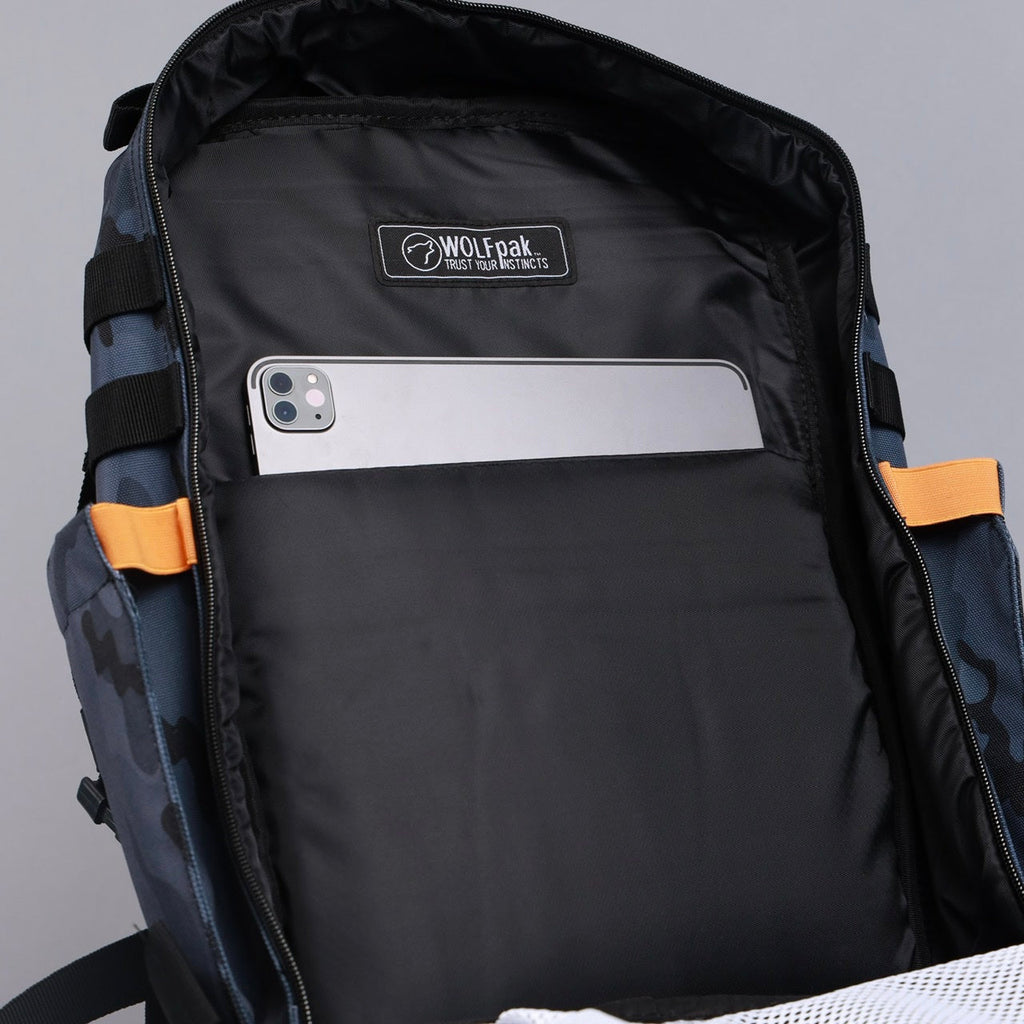 35L Backpack Black Camo Orange