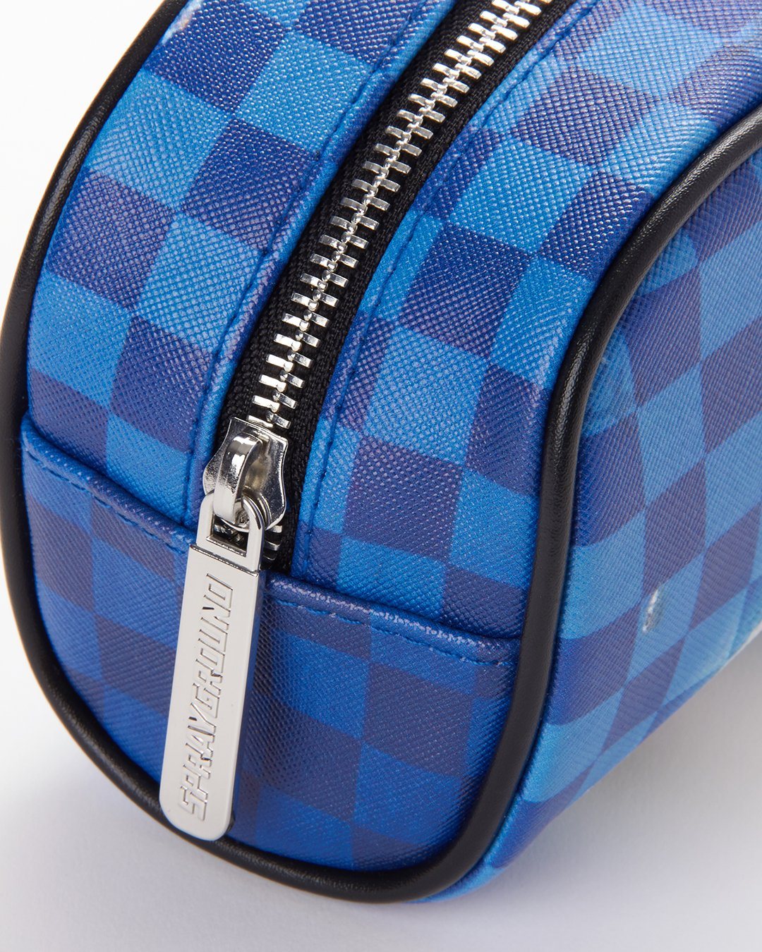 REPUBLIC OF SHARK ISLAND POUCH