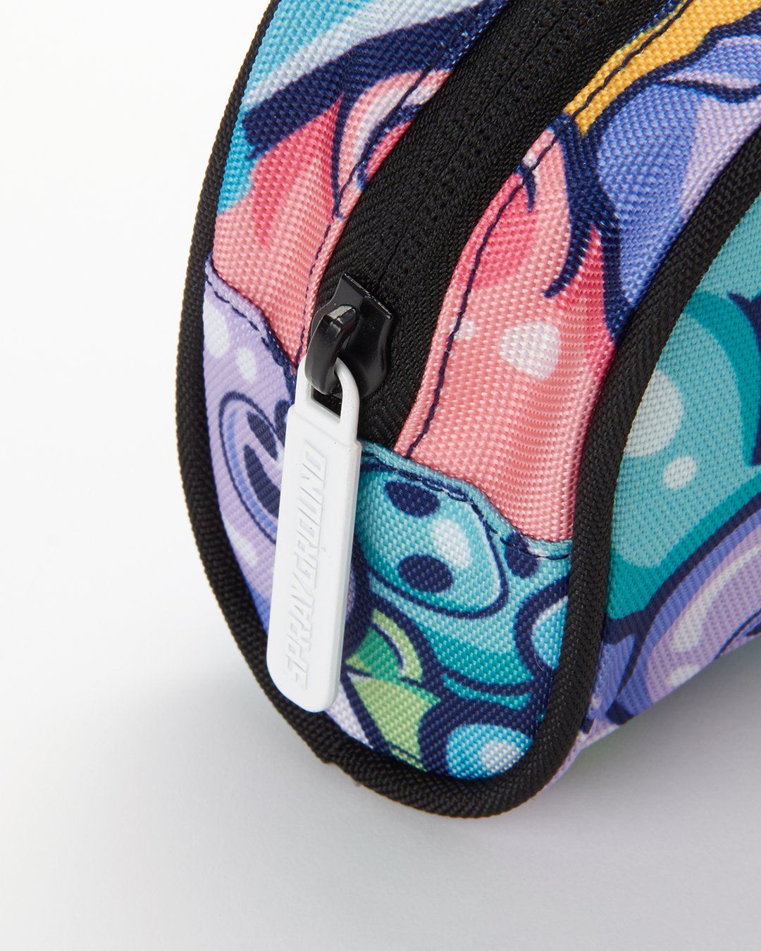 YUMMY GUMMY LIPS POUCH