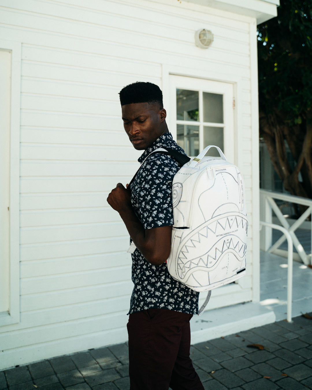 TECHNICAL CUT & SHARK BACKPACK (DLXV)