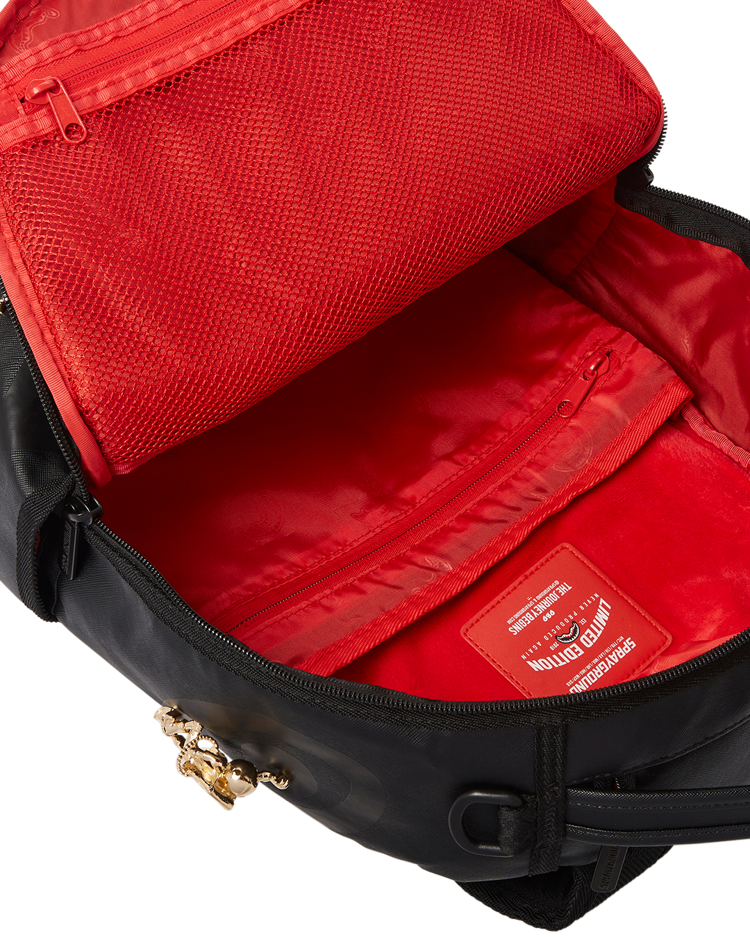 THE LOST IN SPACE BACKPACK (10 3D GOLD METAL ASTRONAUTS)