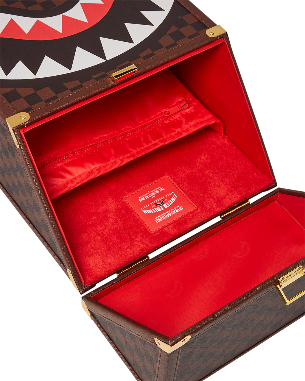 THE CHATURANGA SHARK 1900 BACKPACK