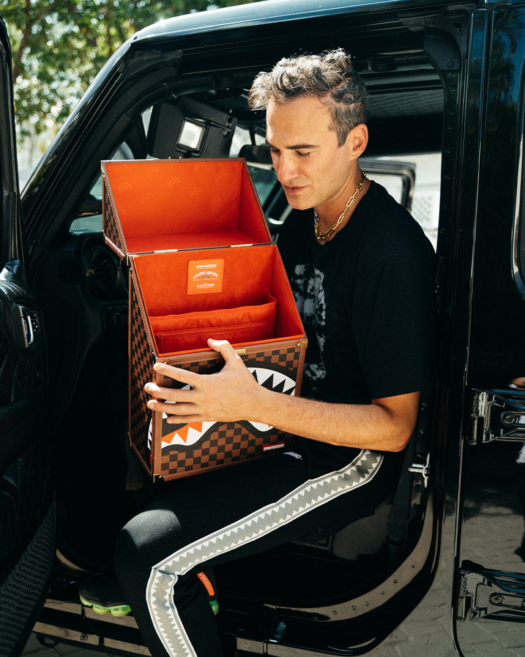 THE CHATURANGA SHARK 1900 BACKPACK