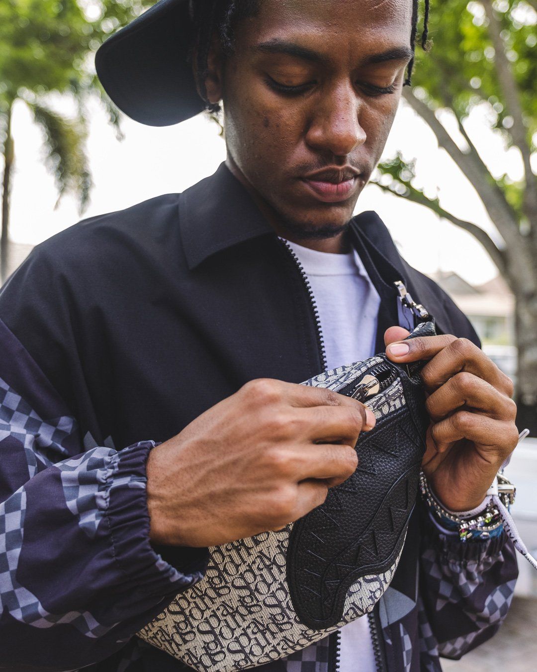 SG ALL DAY SAVVY CROSSBODY