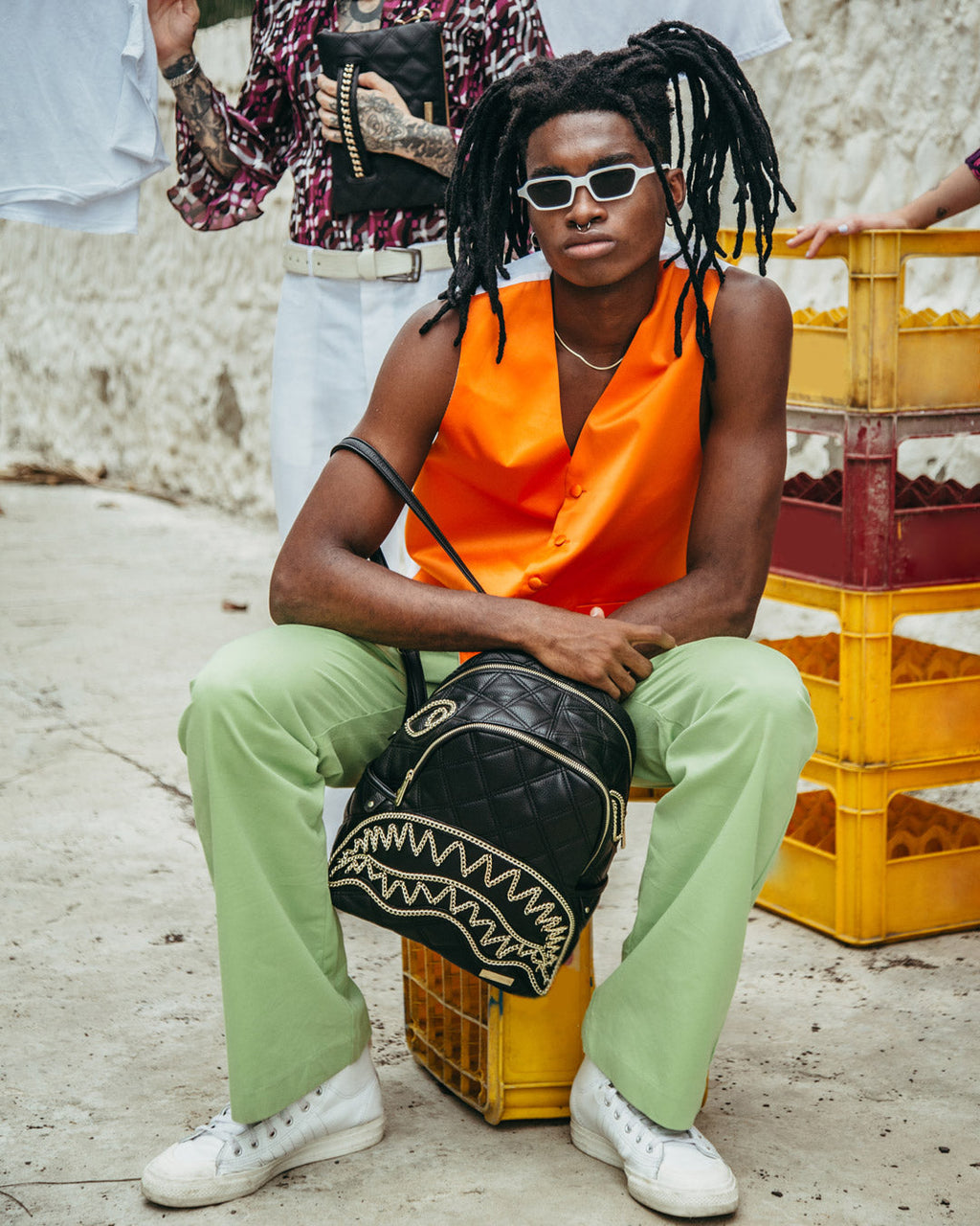 NOIR QUILT GOLD CHAIN SHARK SAVAGE BACKPACK