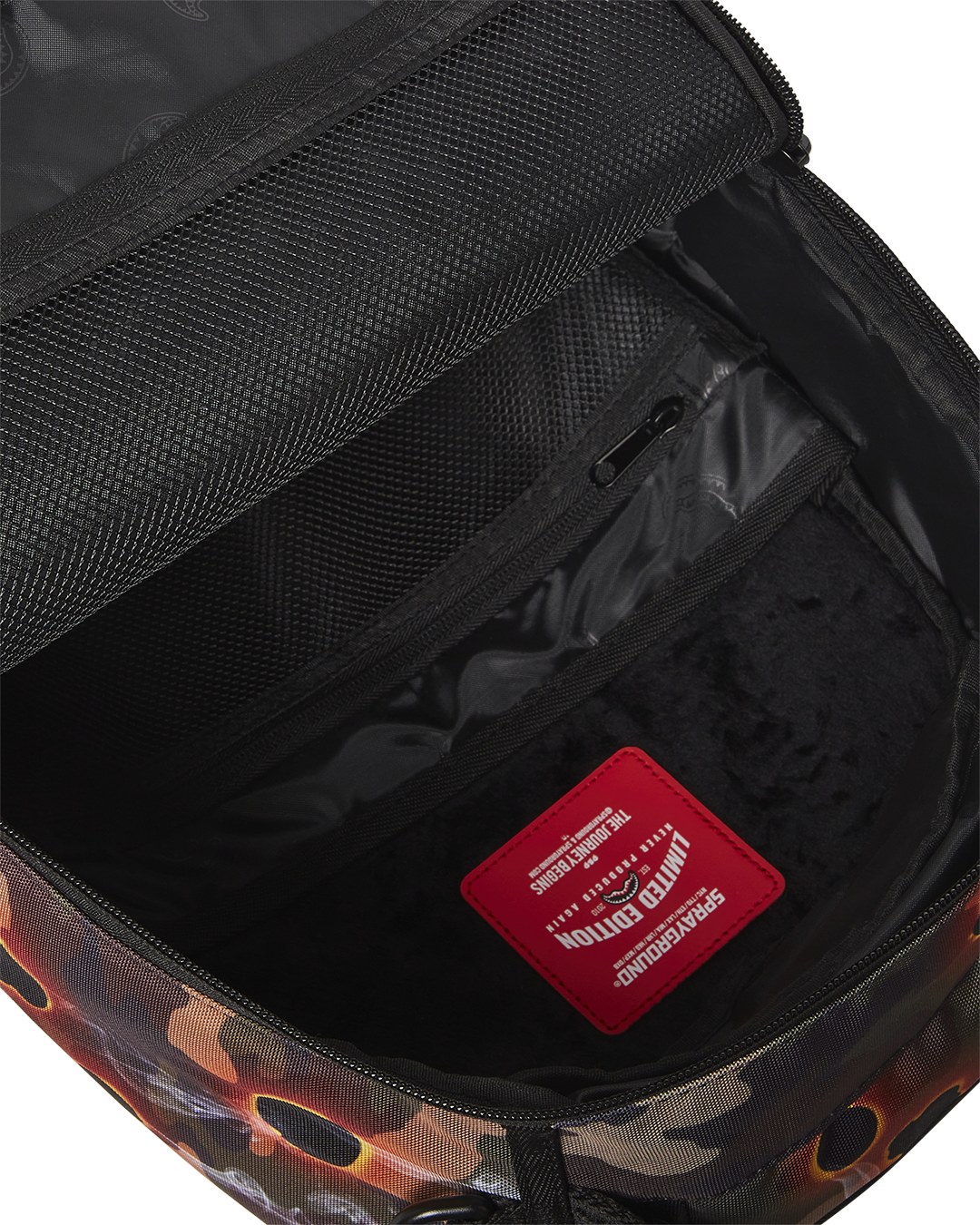 STAR WARS MANDALORIAN BLOWOUT SHARK BACKPACK