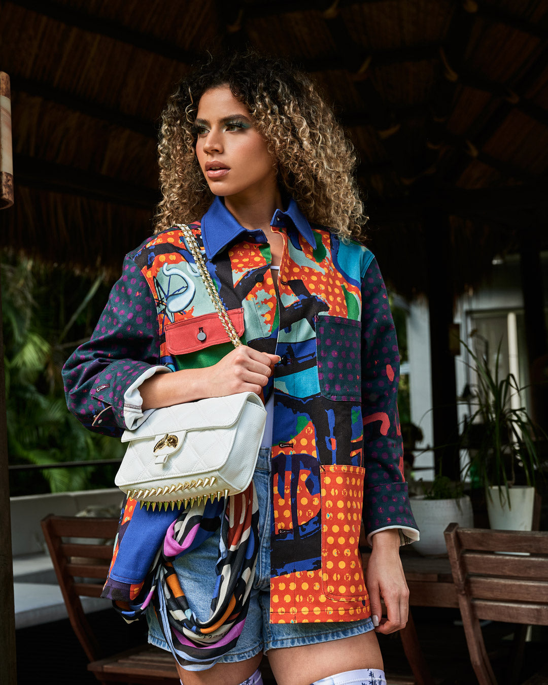 RIVIERA LE BLANC GOLD CHAIN SHARK HANDBAG