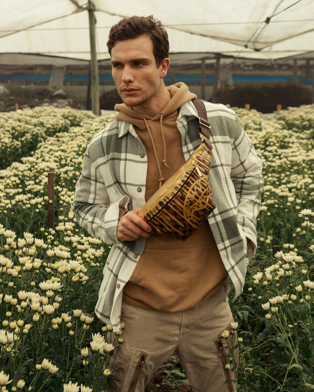 PARIS PAINT SAVVY CROSSBODY