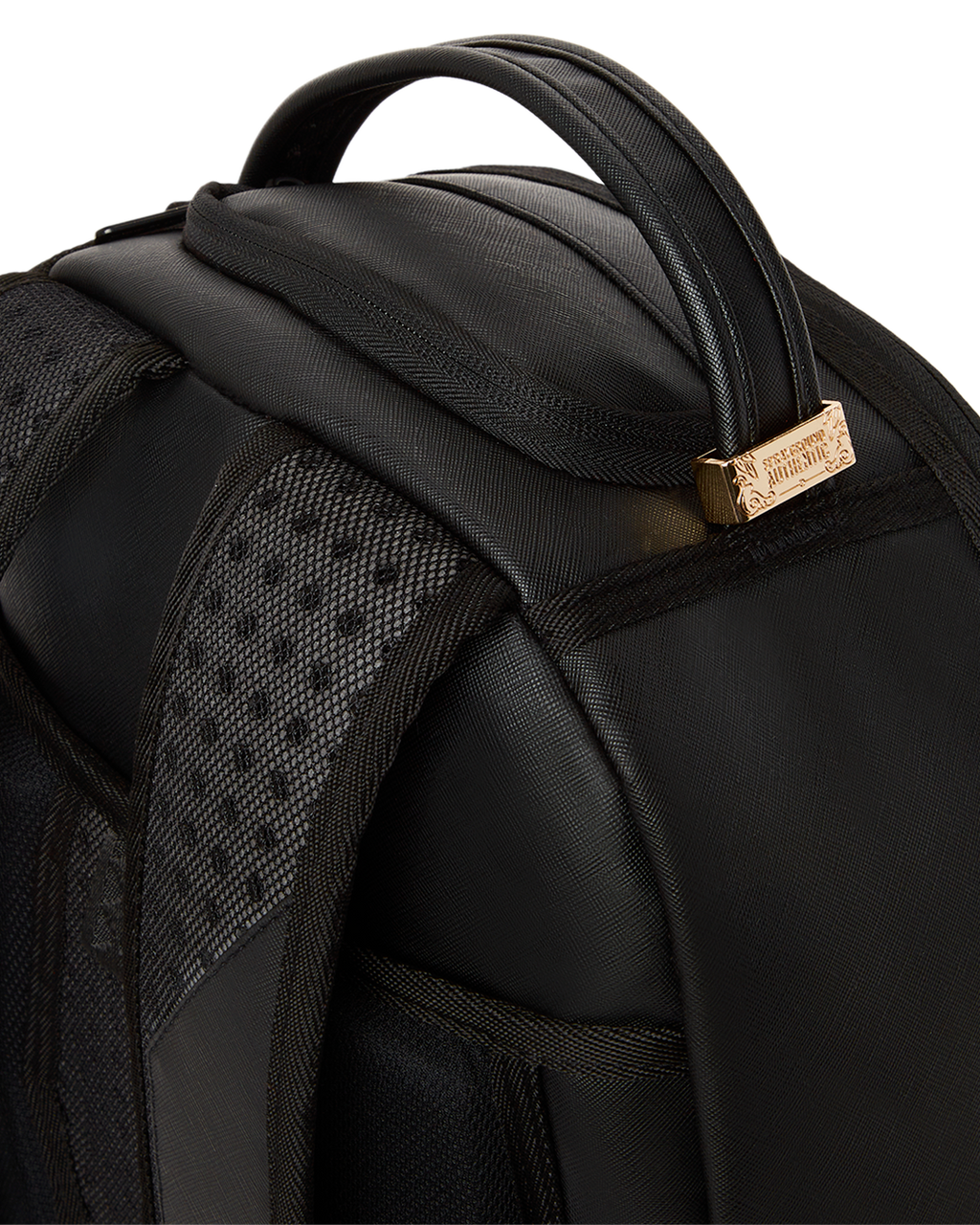 SHARK CENTRAL (BLACK) (DLXV)