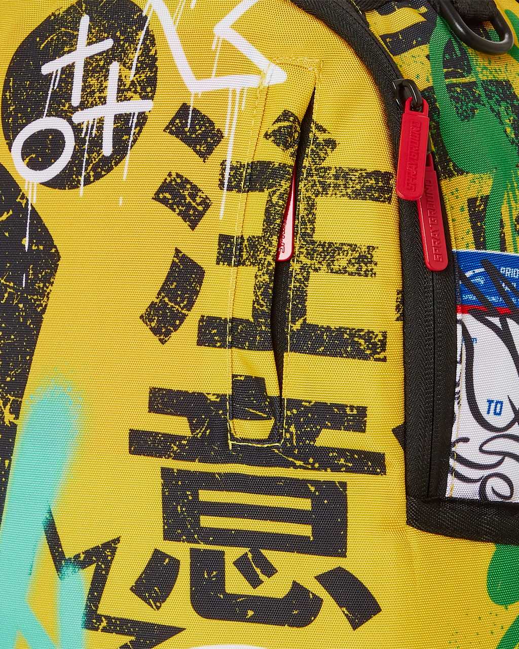 OFF THE LEASH スプレーグラウンド (DLXR)