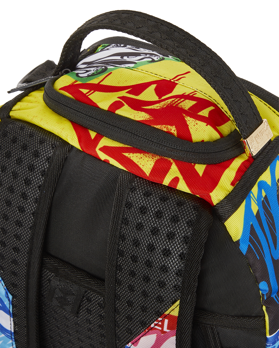 PAY NO ATTENTION (DLXR)