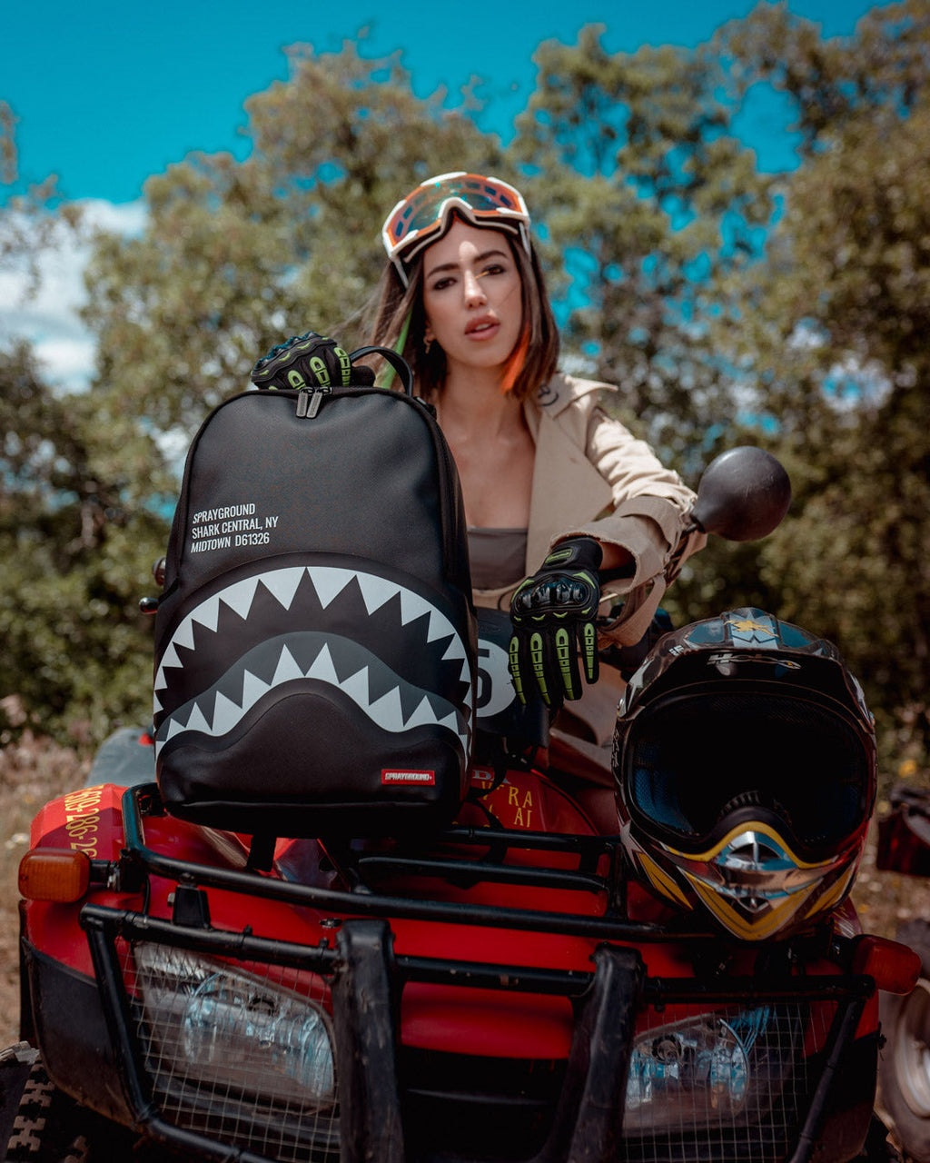 SHARK CENTRAL GREYTONE BACKPACK (DLXV)