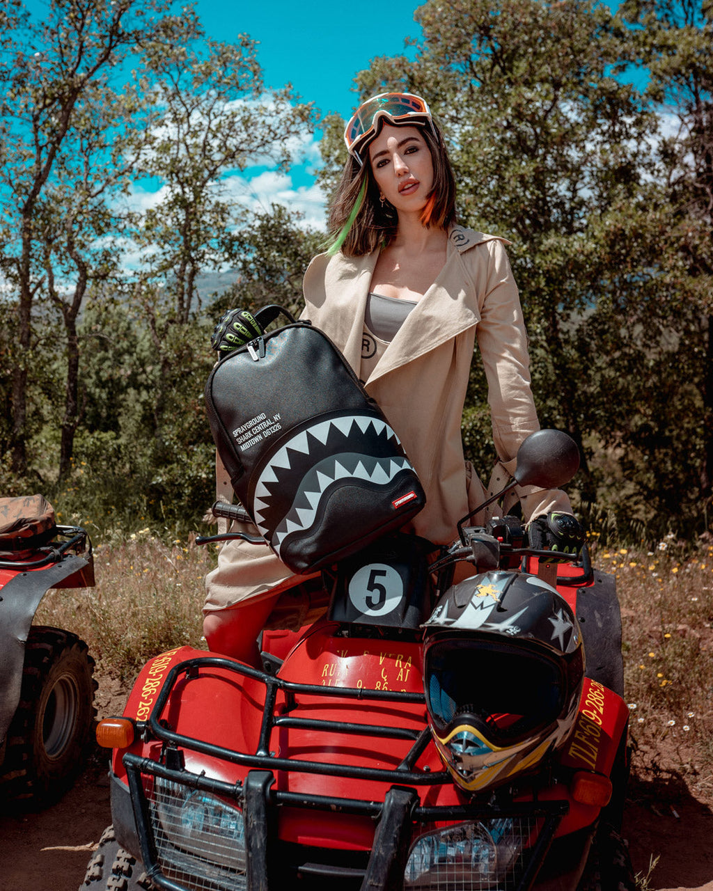 SHARK CENTRAL GREYTONE BACKPACK (DLXV)