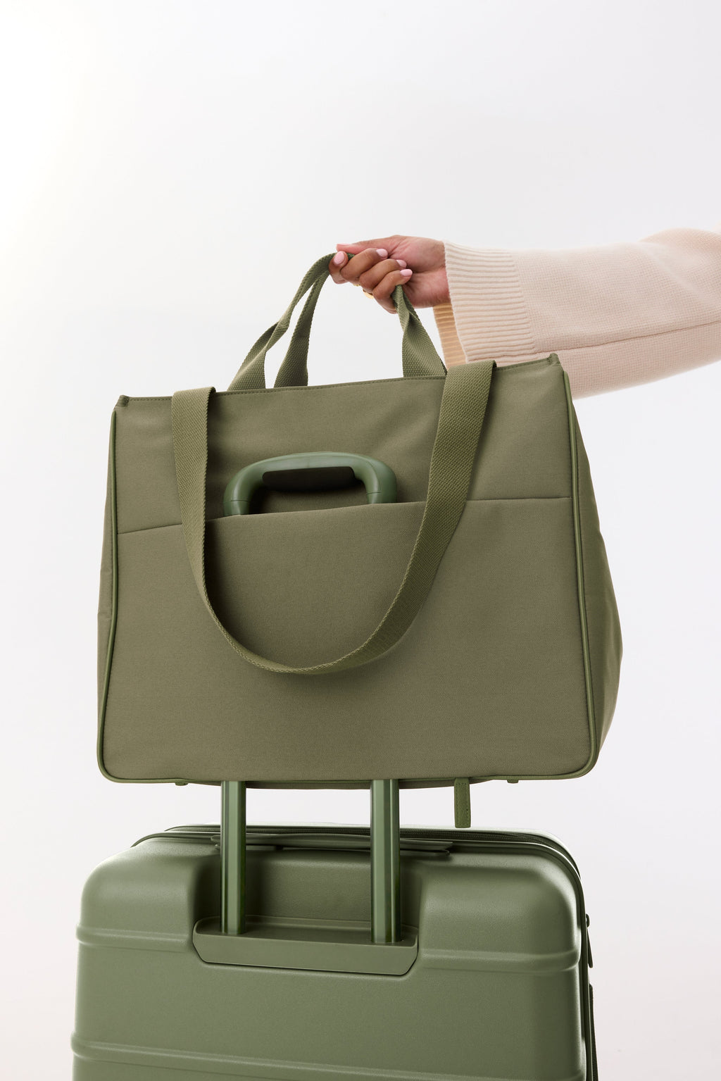 The East To West Tote in Olive