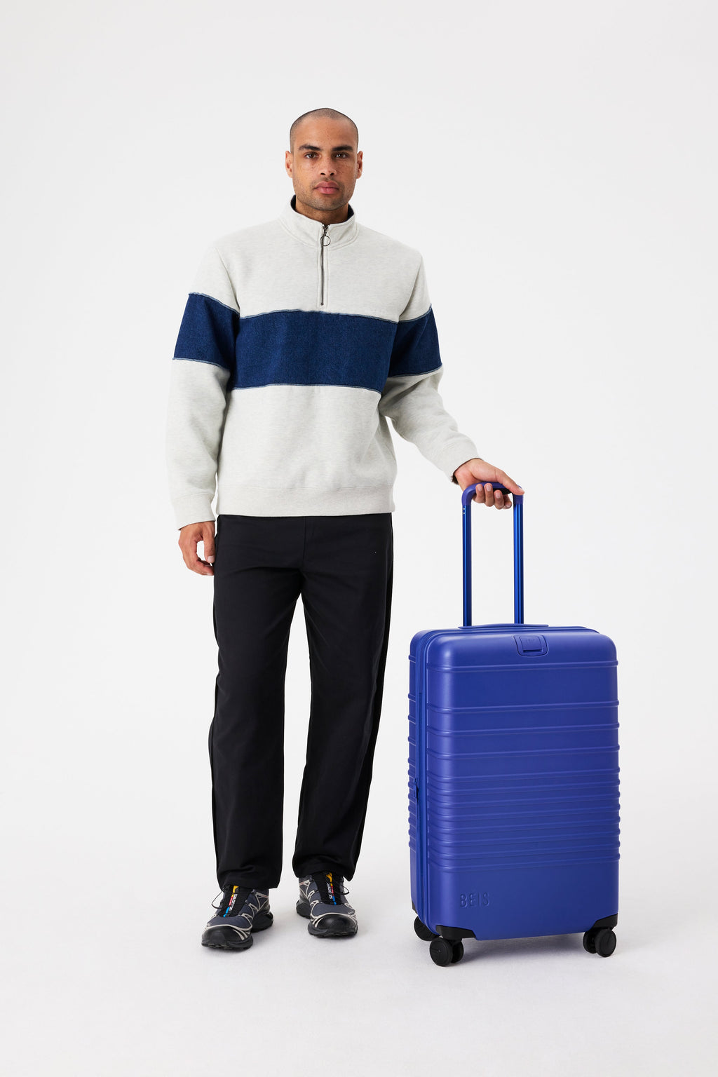 Resale The Medium Check-In Roller in Cobalt Blue