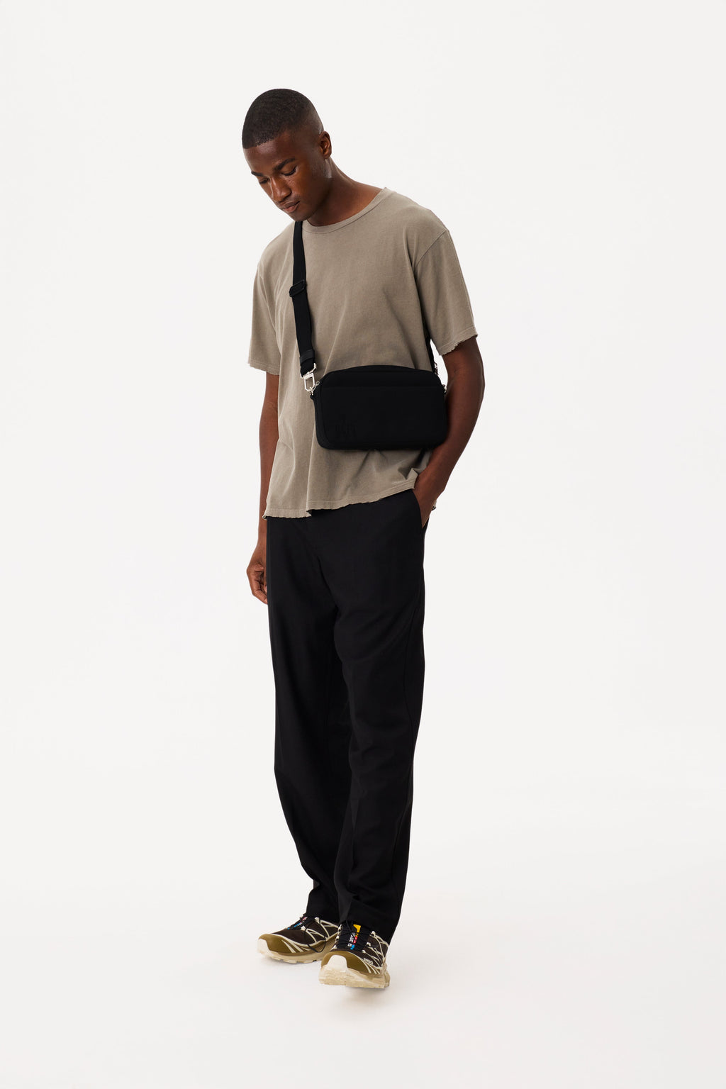 The Travel Crossbody in Black