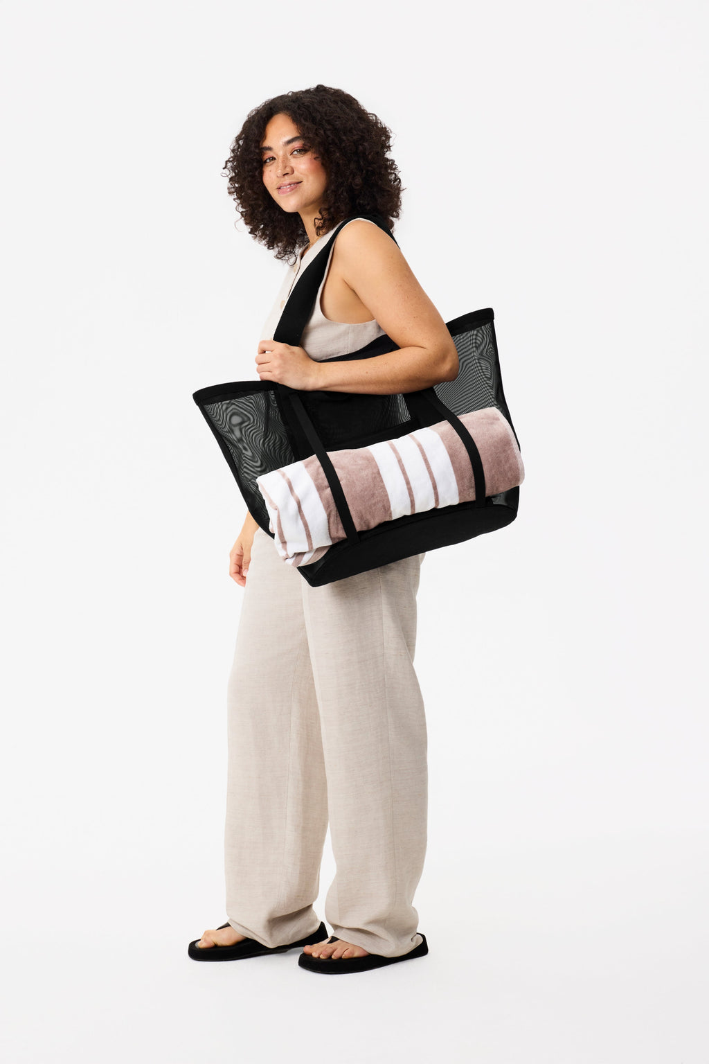 Resale The Mesh Beach Tote in Black