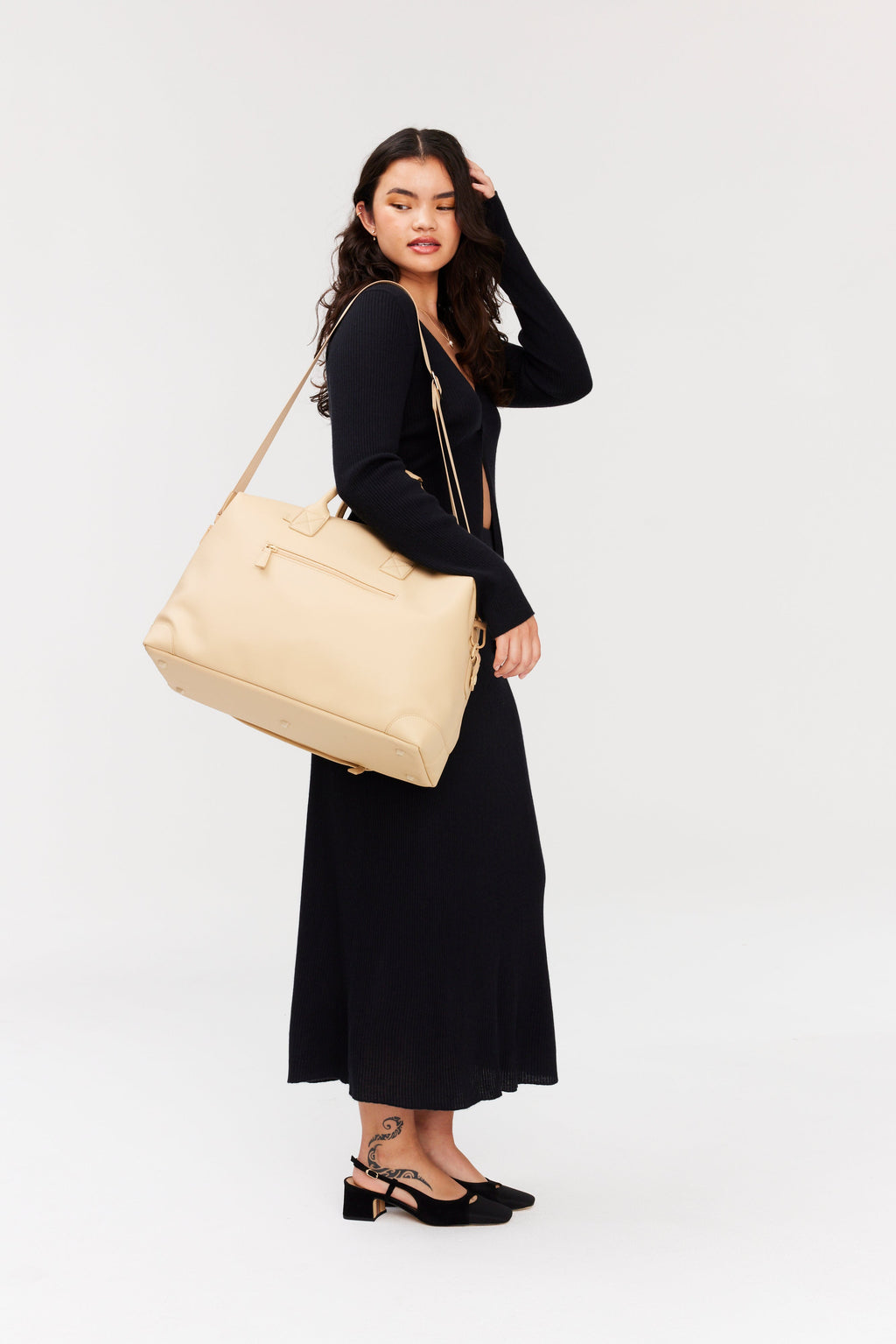 Resale The Premium Duffle in Beige