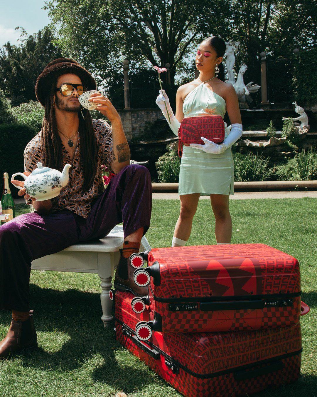 VENI VIDI VICI SHARKNAUTICS HARDSHELL CARRY-ON LUGGAGE