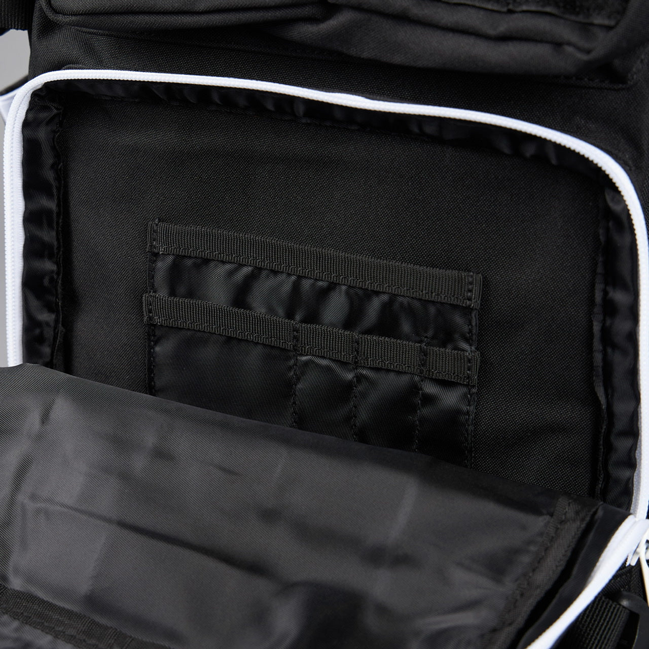 35L Backpack Power Slap Black