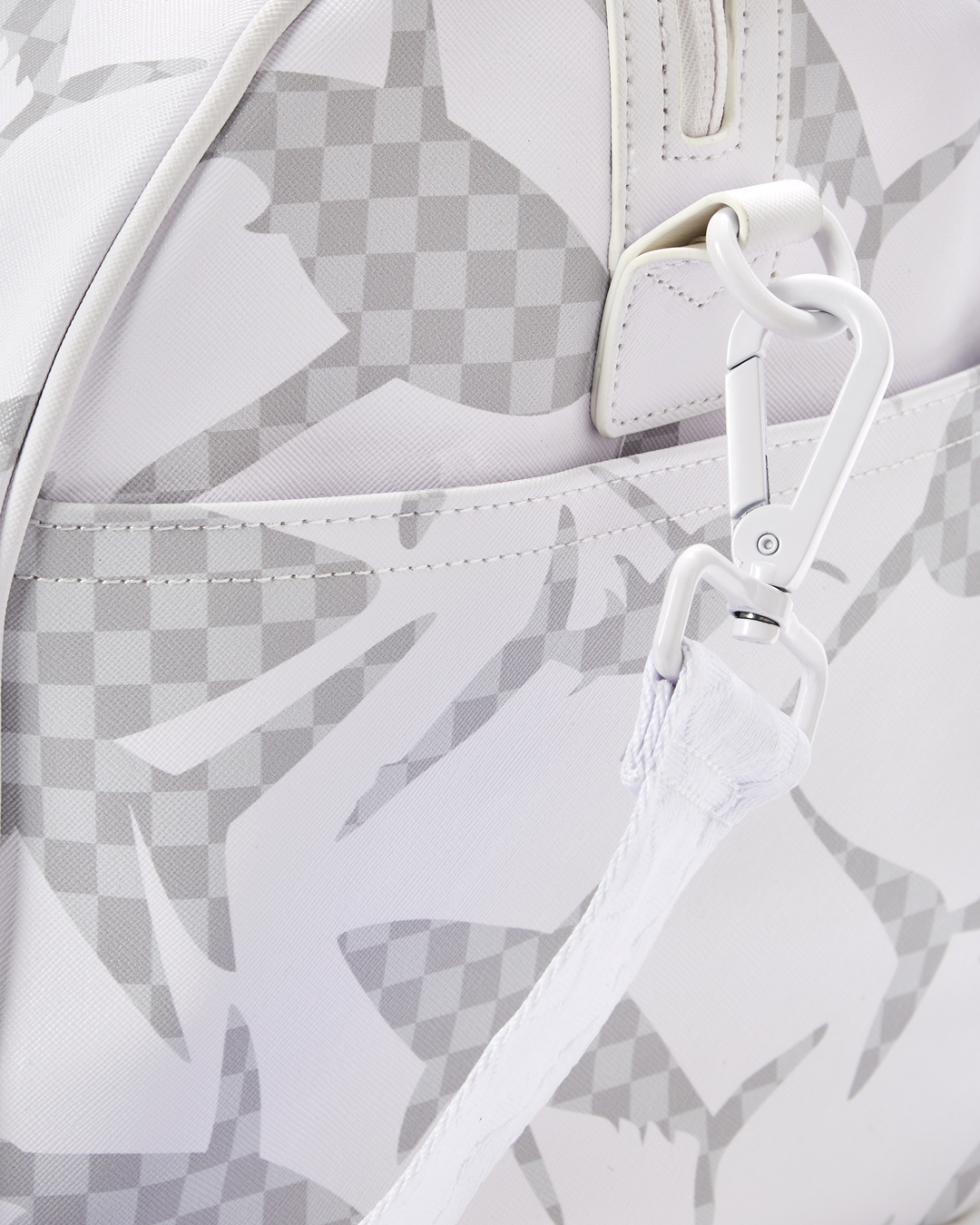SHARK CHECK (WHITE) DUFFLE