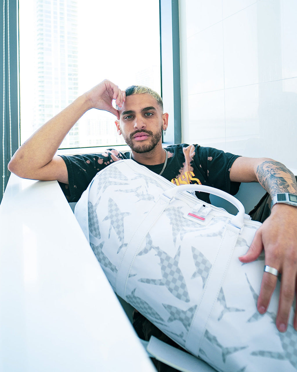 SHARK CHECK (WHITE) DUFFLE