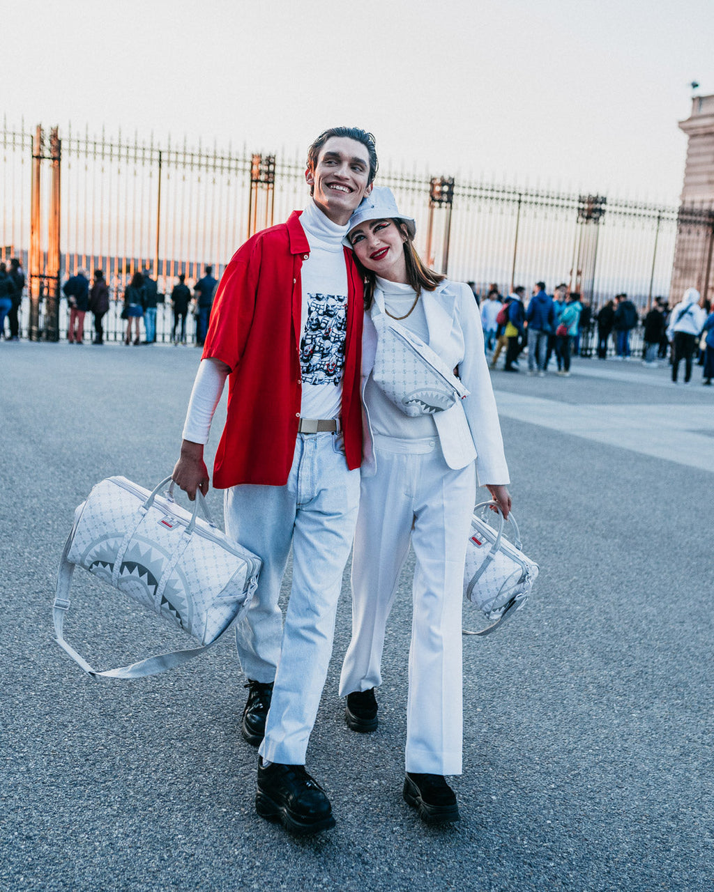 MONEY PATTERN POWDER EMPEROR DUFFLE