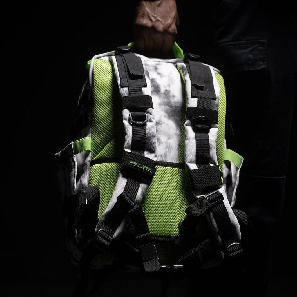35L Backpack Graffiti Green