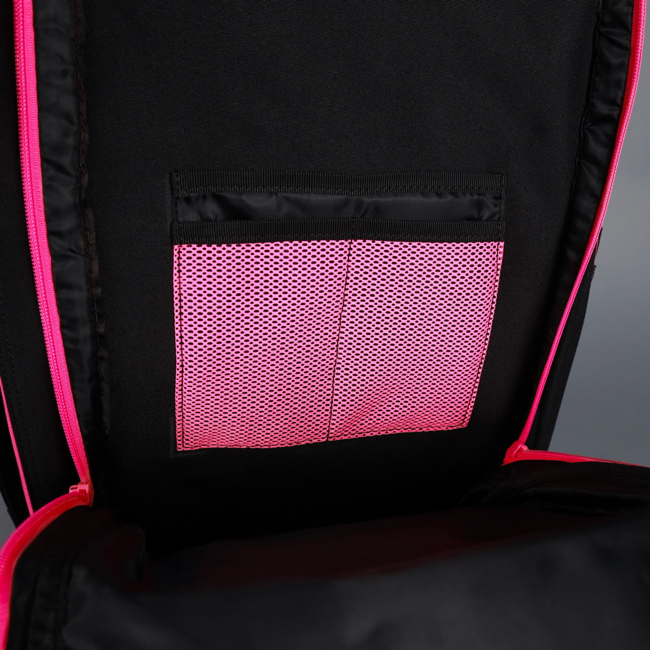 45L Backpack Black Neon Pink