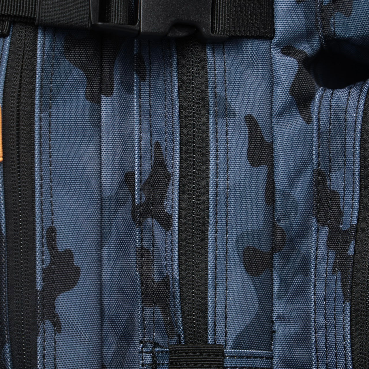35L Backpack Black Camo Orange
