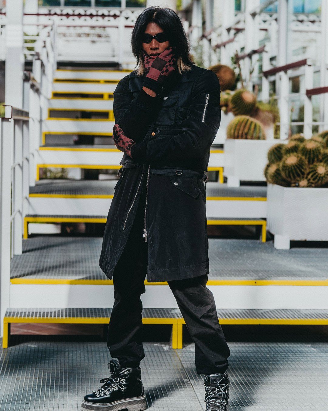 XTC SHARKS IN PARIS GLOVES