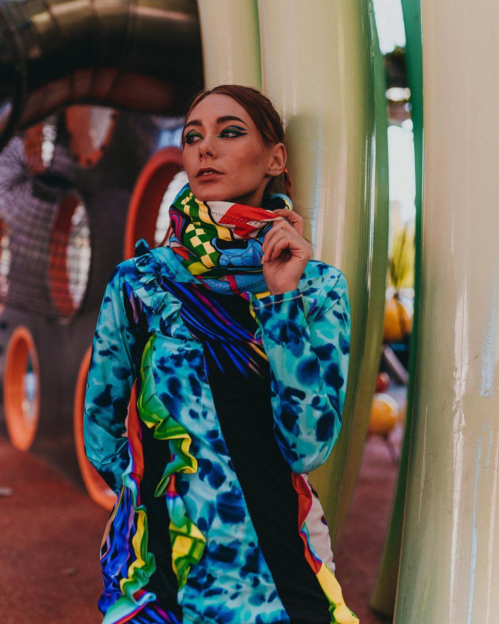 MIND TRIP NECK WARMER