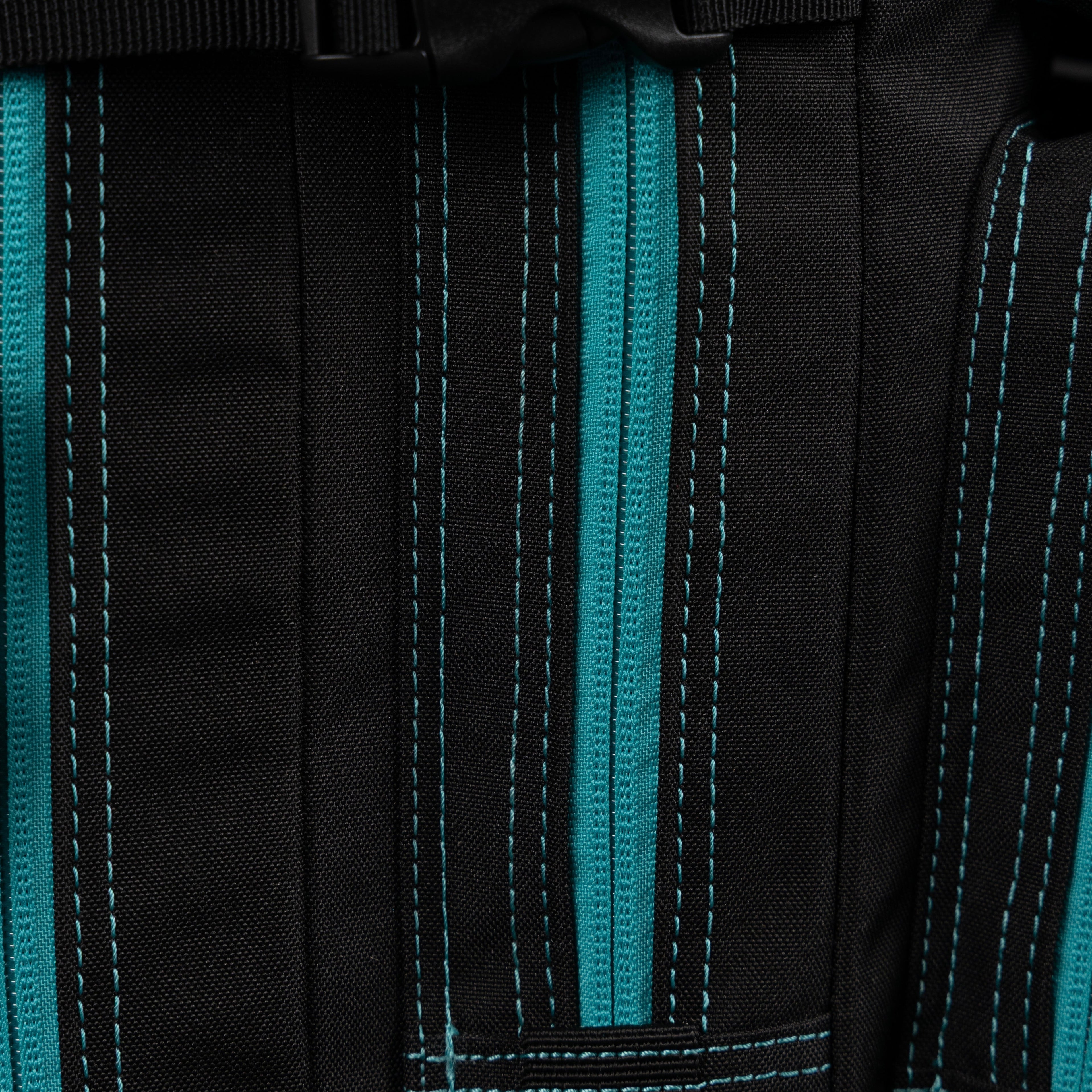 35L Backpack Fierce Aqua: The Resurgence