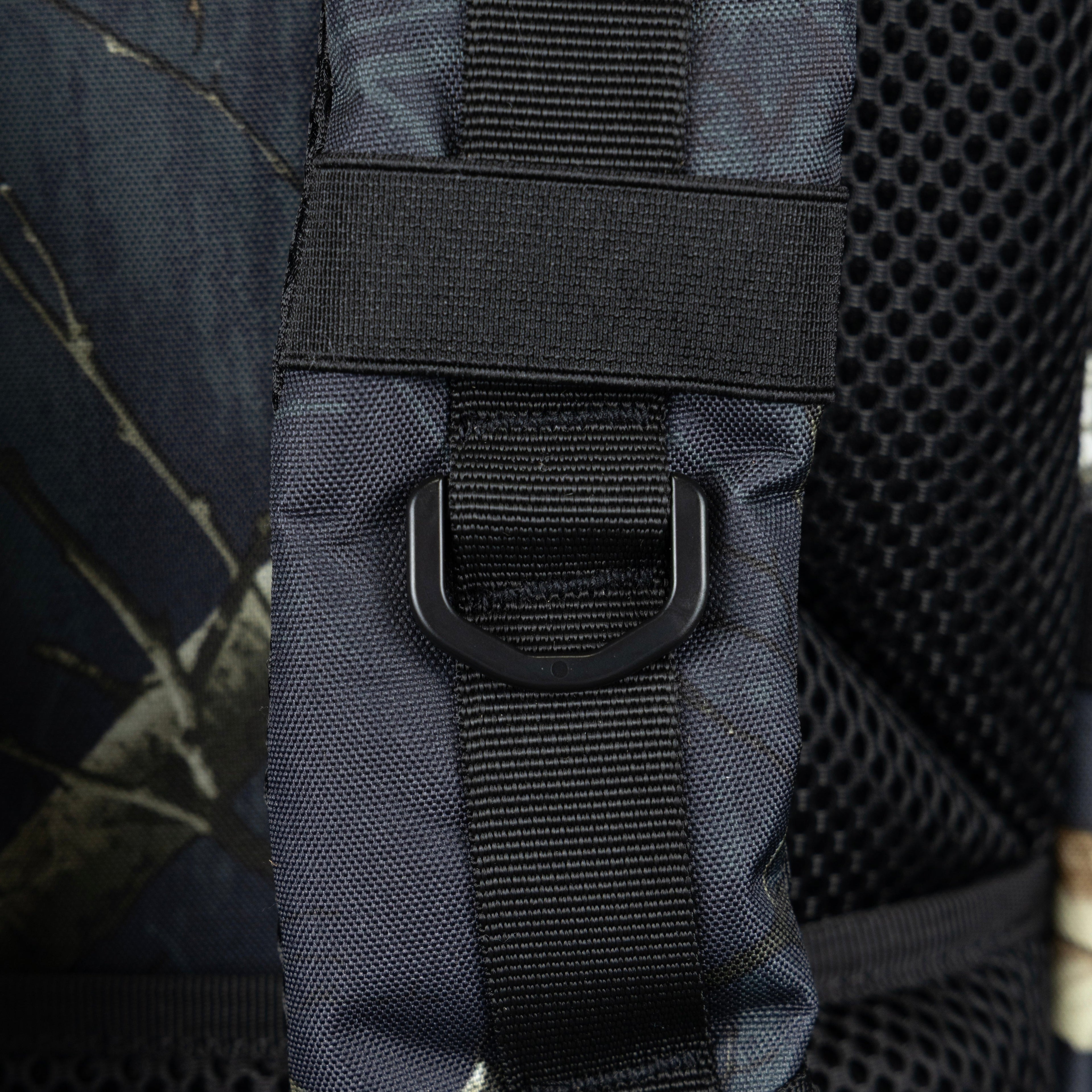 35L Realtree Edge Black Meal Prep Management