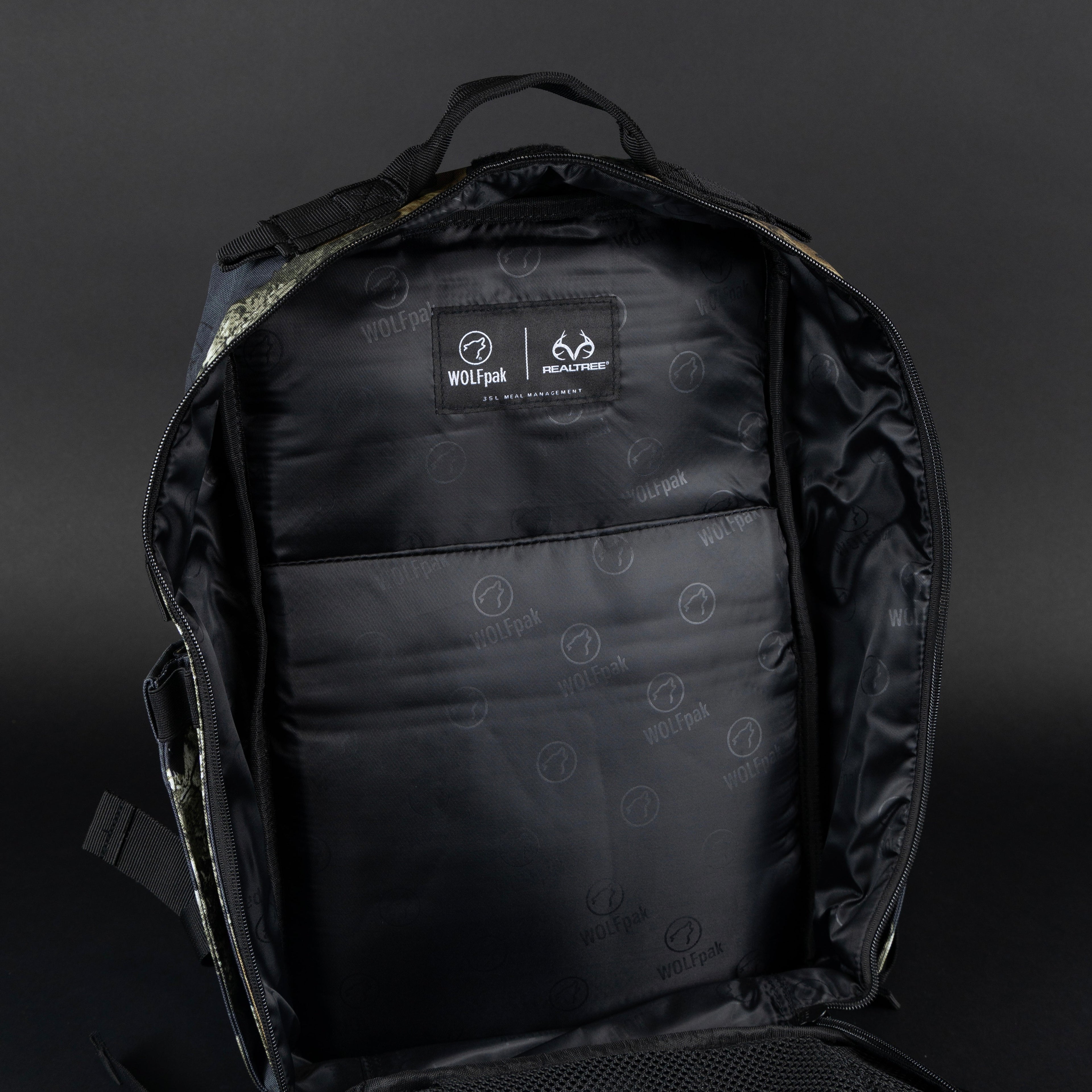 35L Realtree Edge Black Meal Prep Management