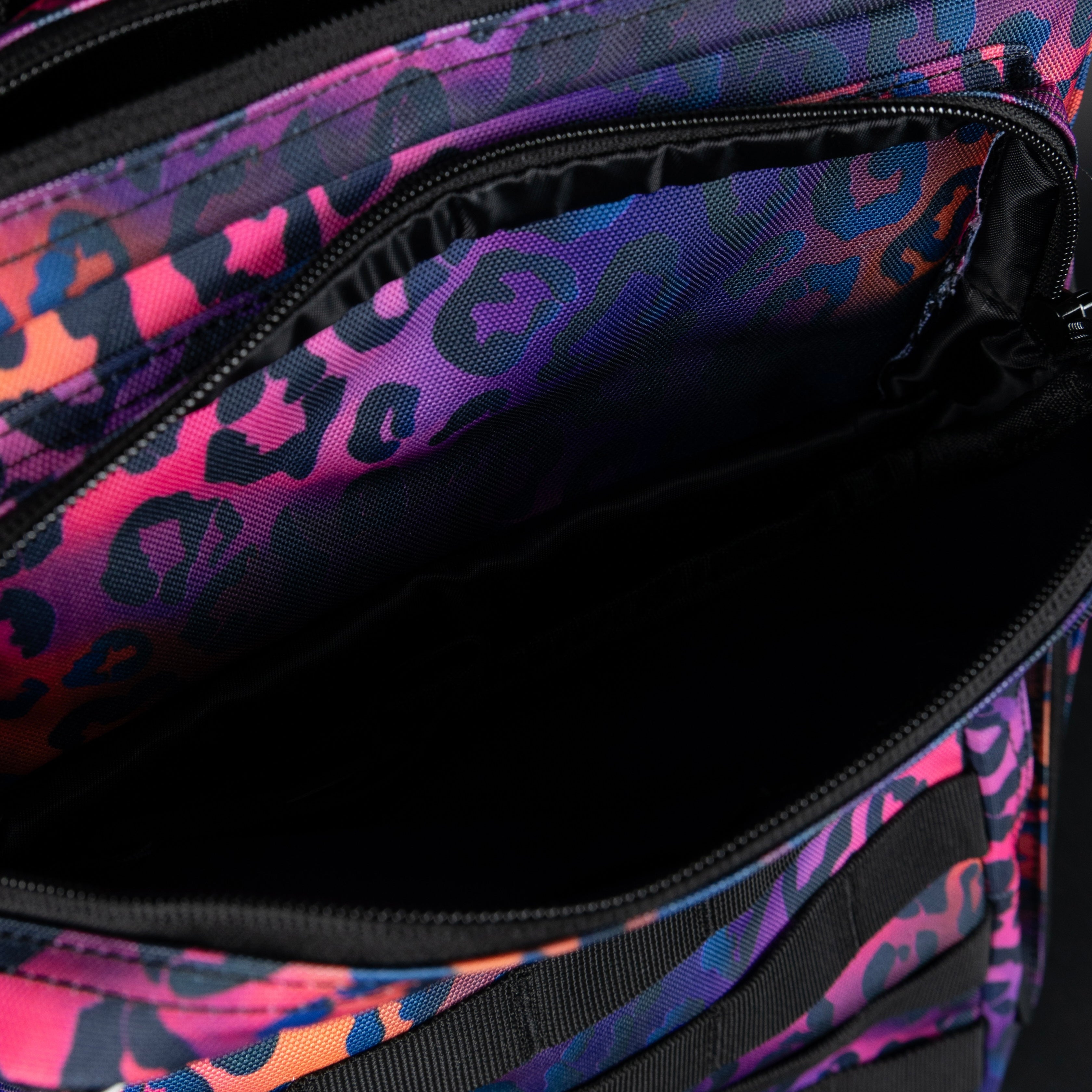 15L Backpack Neon Leopard