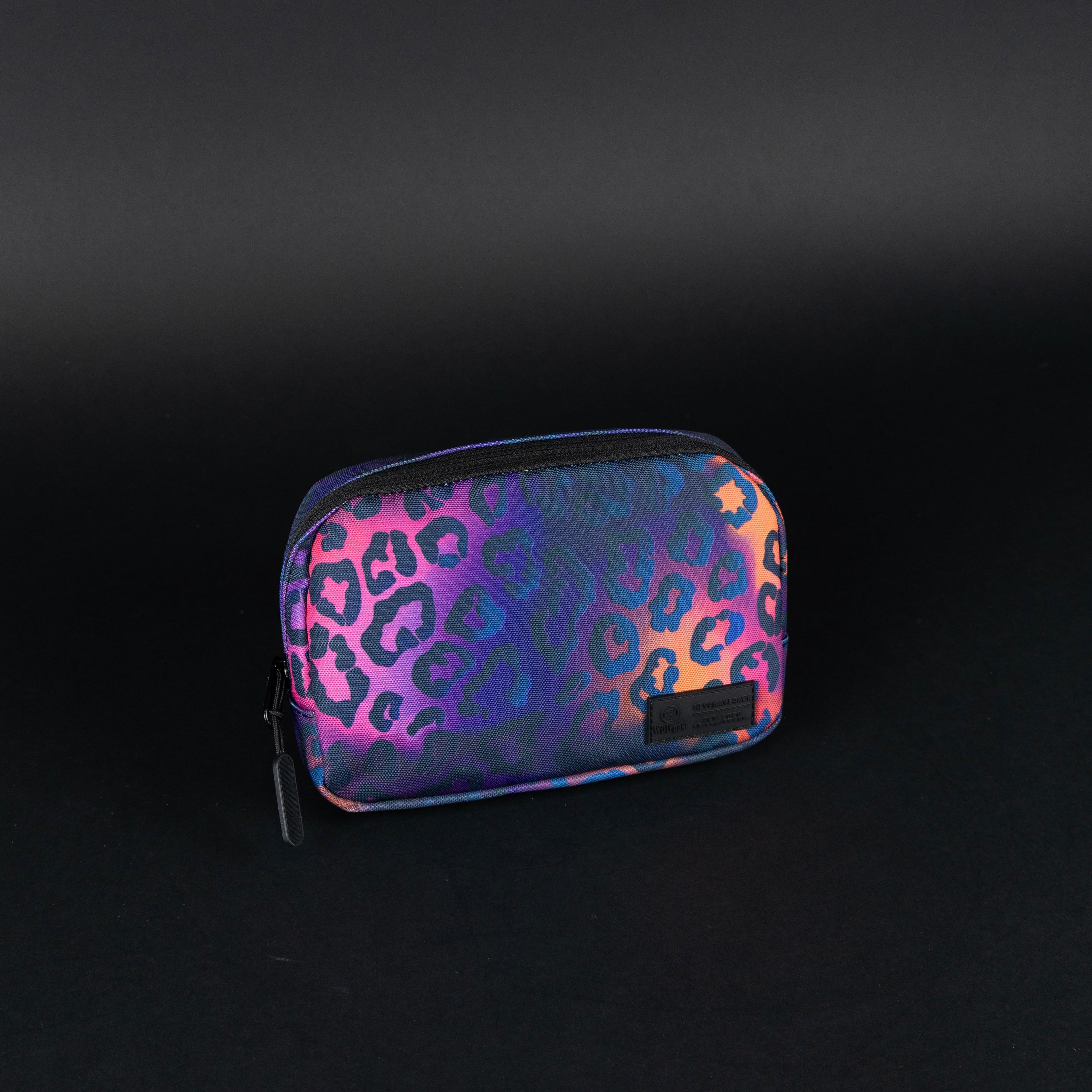 1.5L Crossbody Pack Neon Leopard