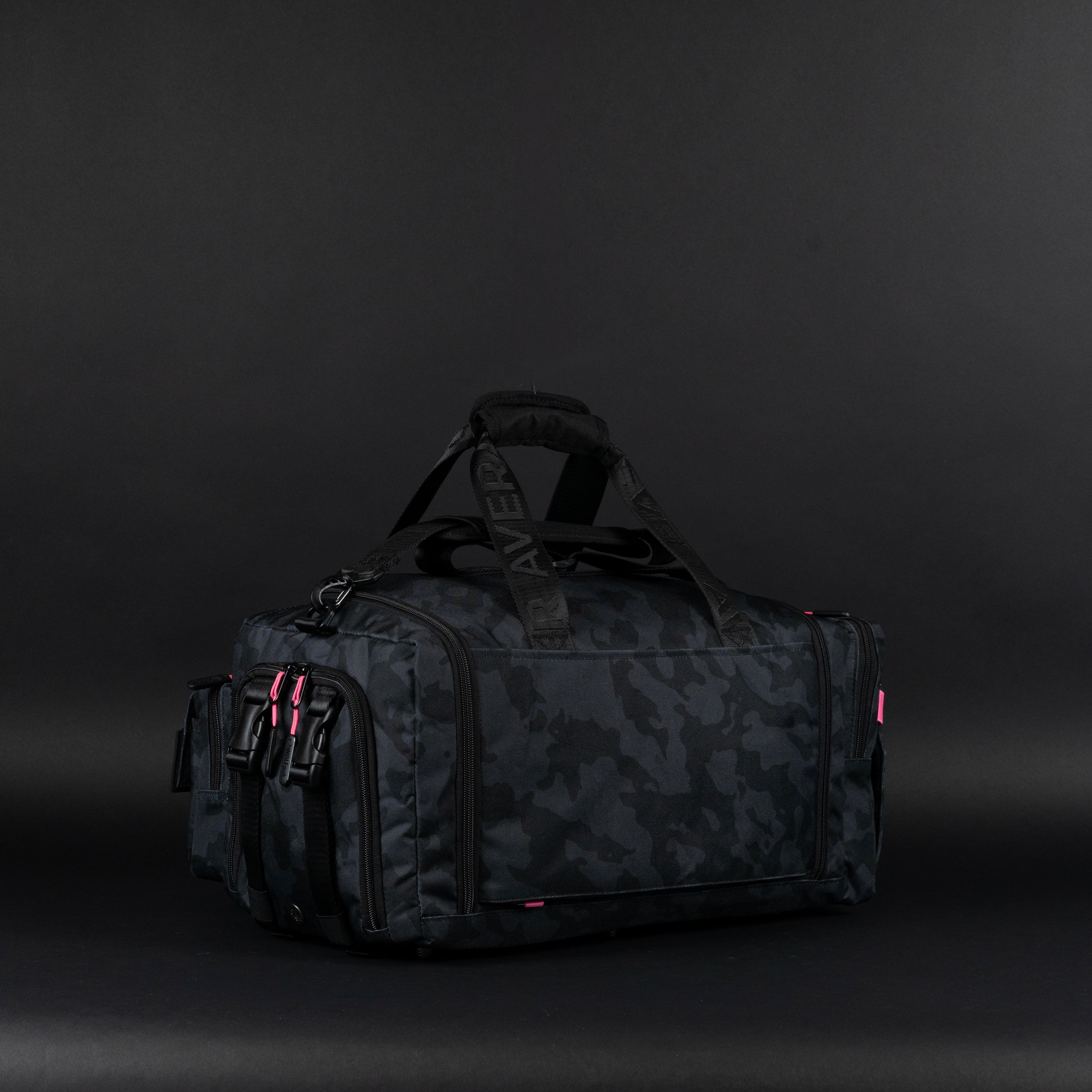 30L Perfect Duffle Bag Black Hearts