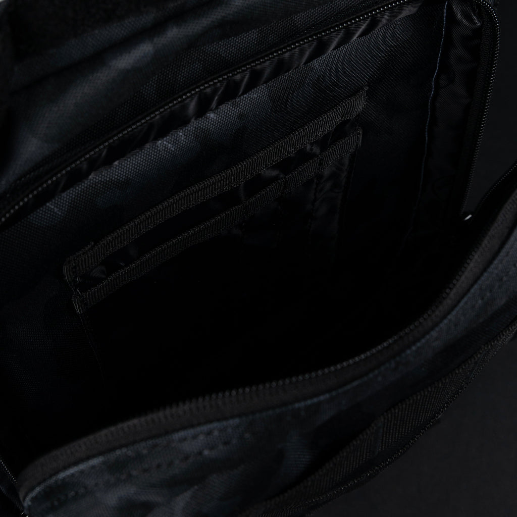 35L Backpack Black Hearts