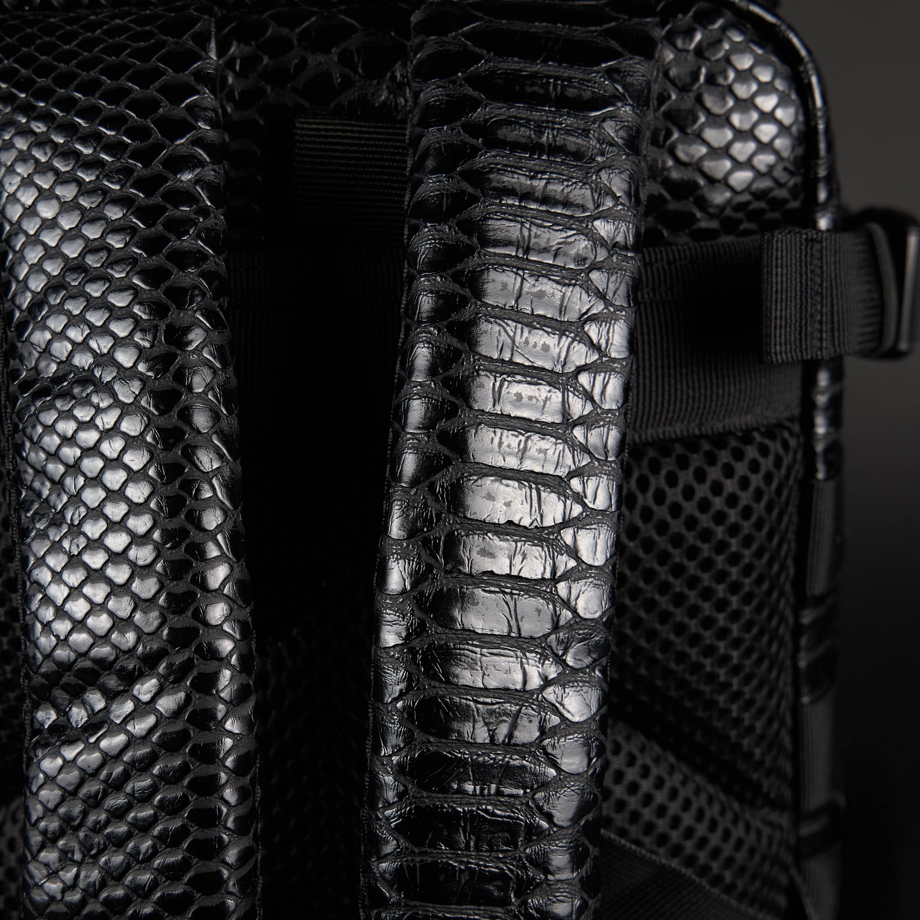 9L Backpack Mini King Cobra