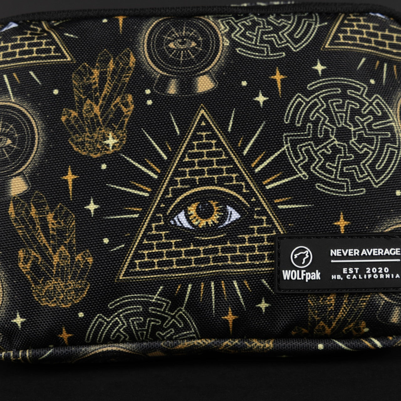 Crossbody Pack Illuminati