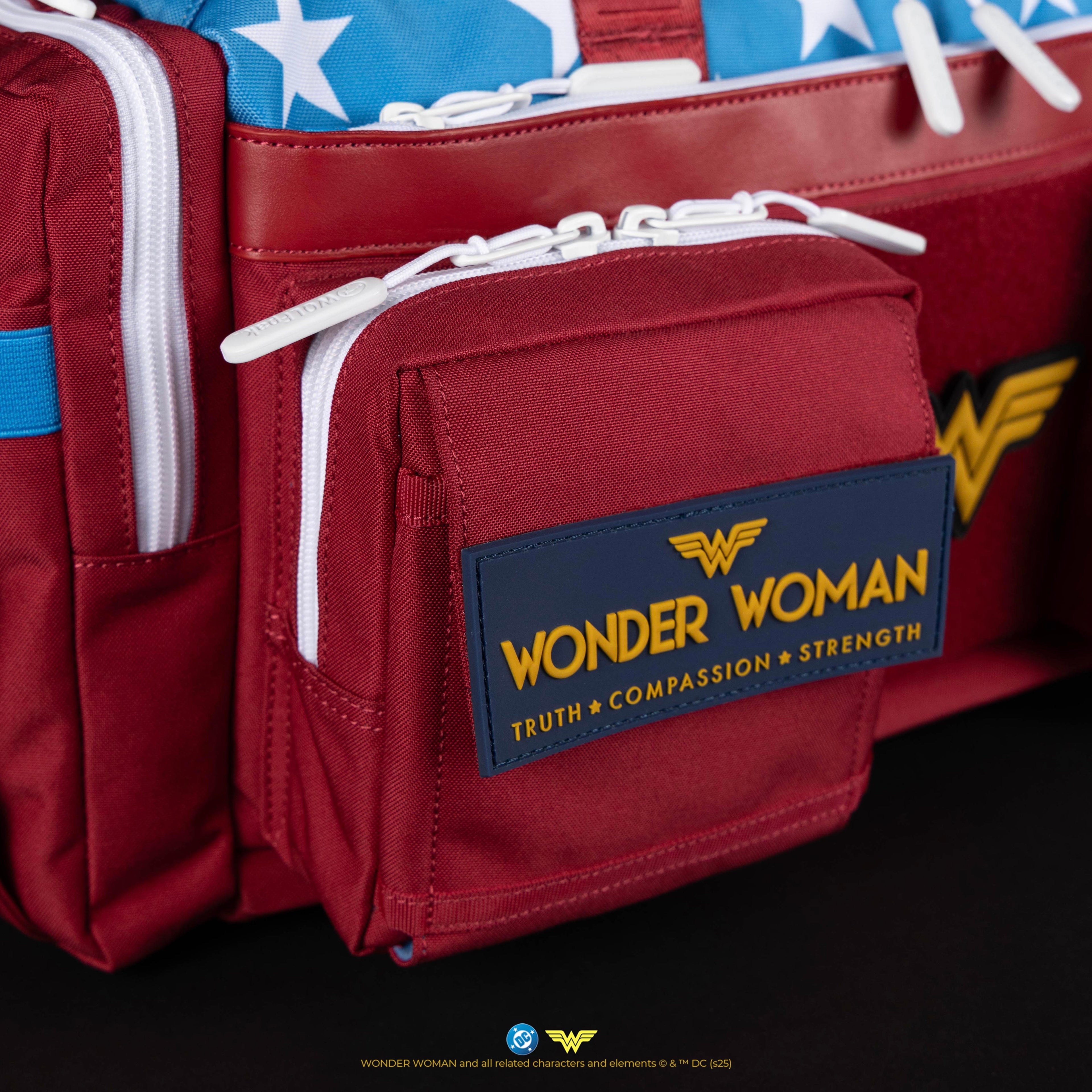 30L Perfect Duffle Bag Wonder Woman